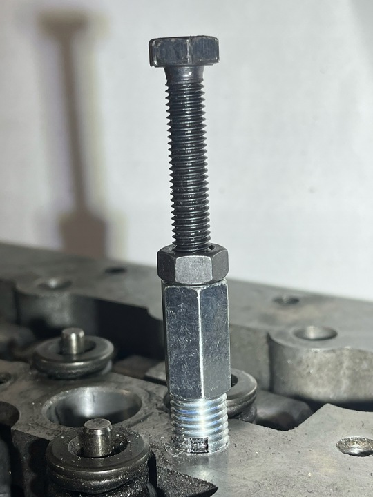 Zestaw do naprawy gwintu M6 TULEJKA zerwany gwint śruby wtryskiwacza