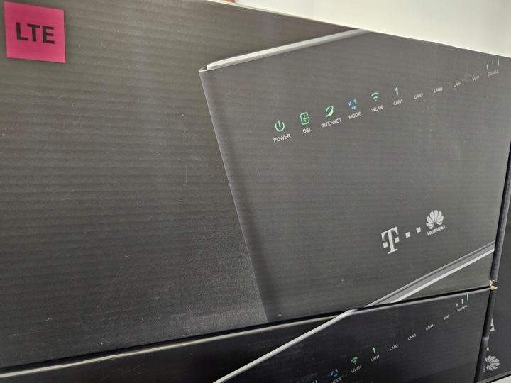 Router HUAWEI HA35-22 karta SIM 4G LTE ADSL VDSL WIFI 2,4/5 AC1200 4xGE USB