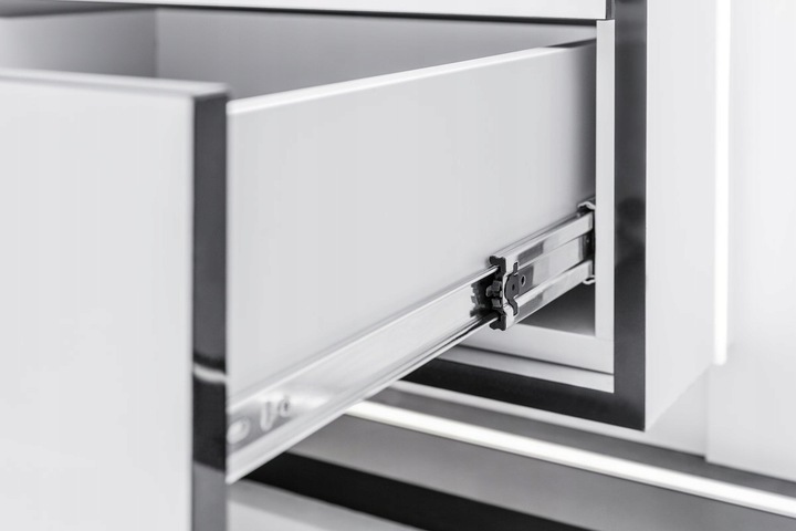 Prowadnica kulkowa do szuflad L-450 cichy domyk GTV VERSALITE PLUS+