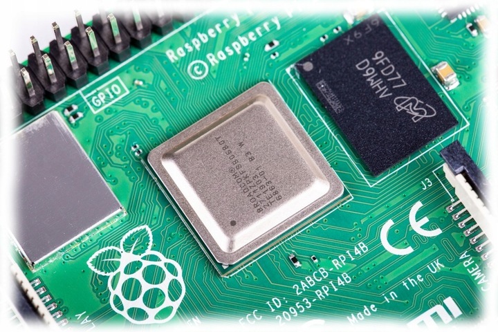 Raspberry Pi 4 model B WiFi DualBand Bluetooth 2GB RAM 1,8GHz