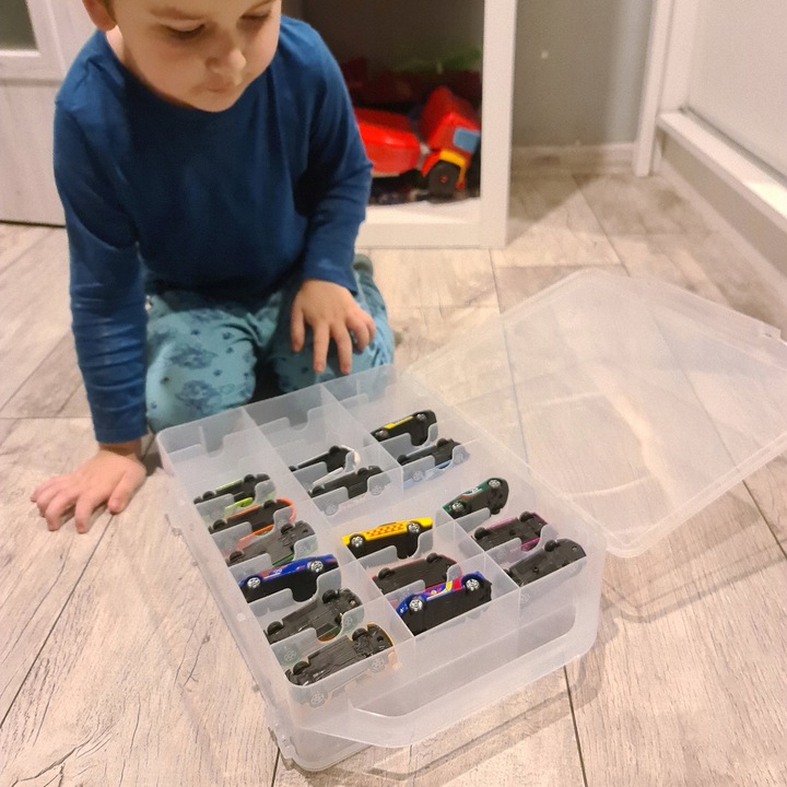 Półka Zamykana Walizka na Resoraki Autka Samochodziki Ekspozytor na 46 Aut