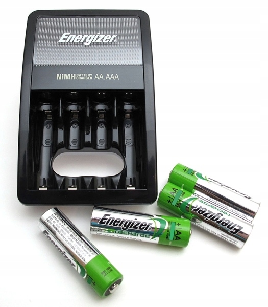 ŁADOWARKA ENERGIZER MAXI + 4 x R6 AA 2000mAh