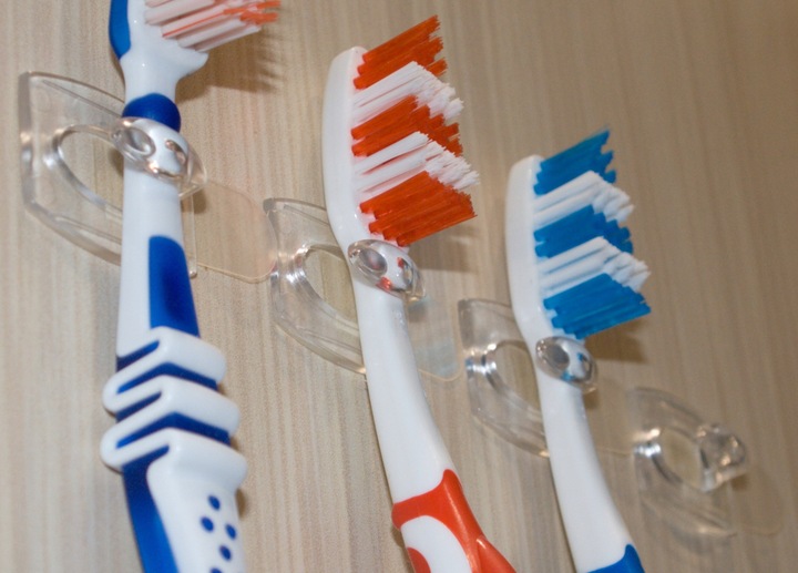 Haczyki Samoprzylepne COMMAND Przezroczyste bez wiercenia zestaw 18