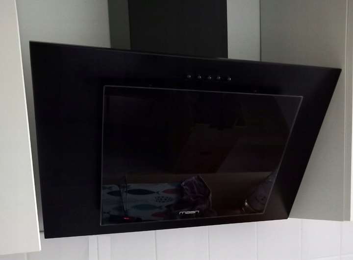 OKAP Kuchenny MAAN VERTICAL 60cm Czarny ŚCIENNY SZKŁO LED CICHY LUX