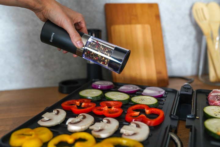 Młynek elektryczny Huslog AK-0849 25 W czarny HUS1033