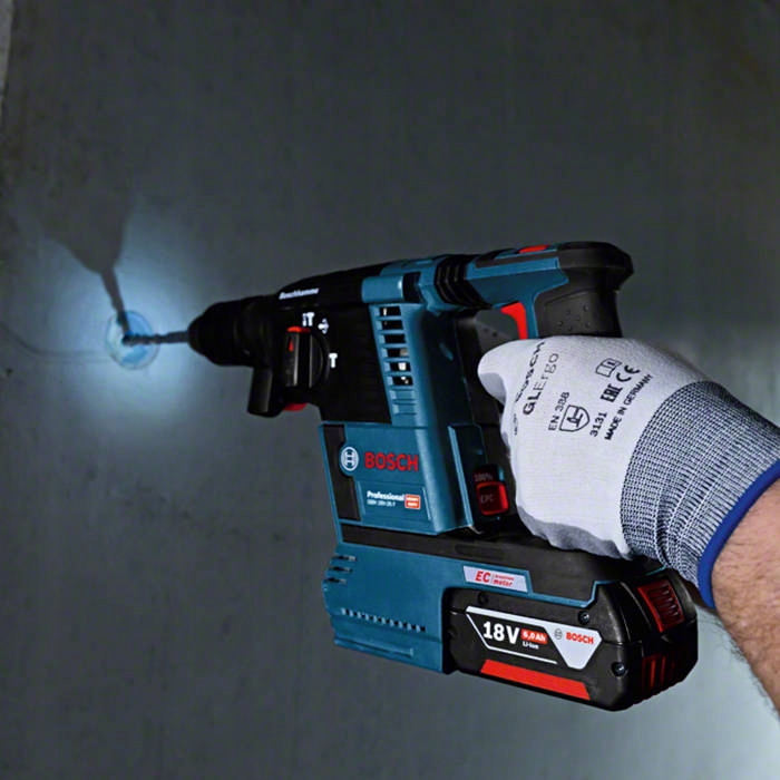 AKUMULATOROWY MŁOT UDAROWY 2x6Ah GBH 18V-26 BOSCH