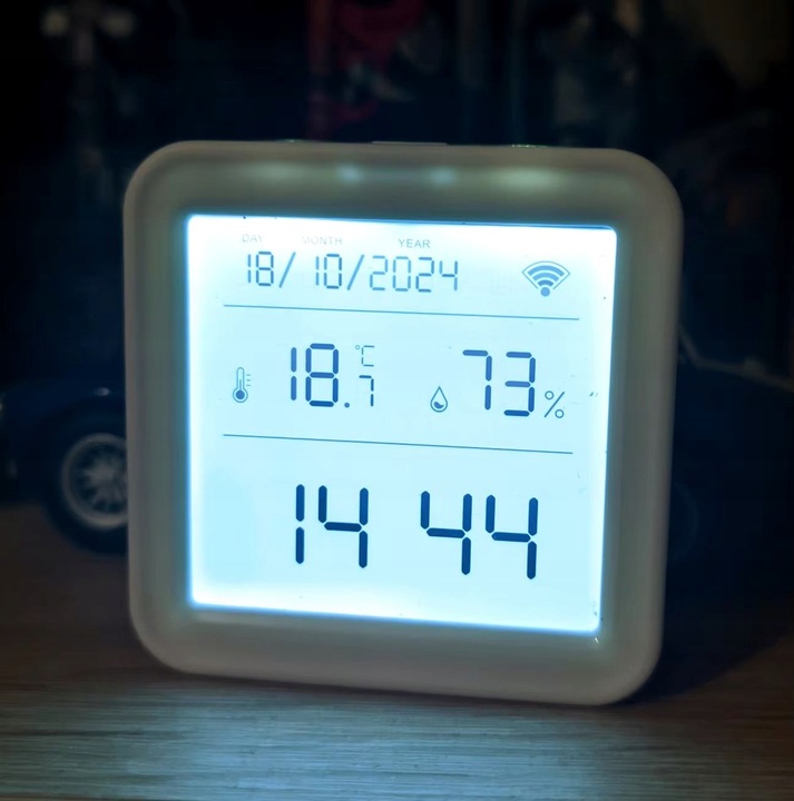 Termometr Czujnik Temperatury Wilgotności i Zegar TUYA SMART LIFE WIFI LCD