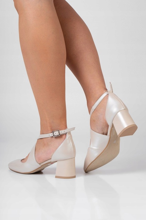 Ślubne czółenka niskie na słupku z paskami beż 38