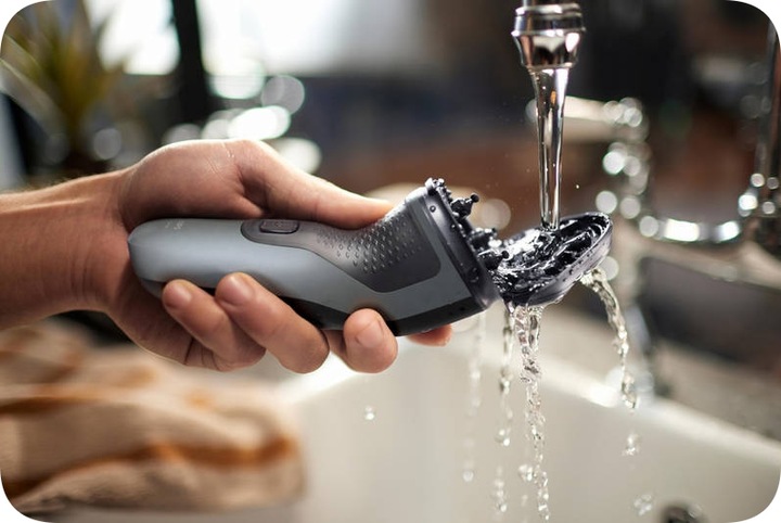 BEZPRZEWODOWA GOLARKA MĘSKA PHILIPS DO GOLENIA ZAROSTU MASZYNKA DO TWARZY