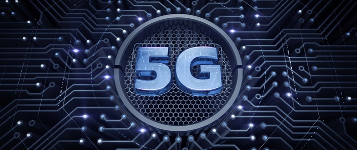 Router na kartę SIM 5G 2,5 GB/s 4G LTE z agregacja WiFi 6e 6Ghz z EasyMesh