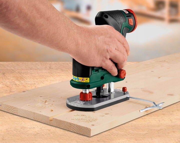 Akumulatorowa frezarka górnowrzecionowa PARKSIDE POFA 12 B3