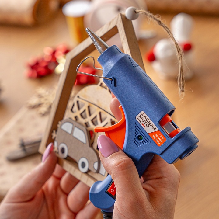 PISTOLET DO KLEJU NA GORĄCO DO KLEJENIA KLEJARKA 7mm +62 WKŁADY KLEJU