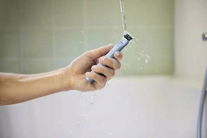 Golarka Philips OneBlade First Shave z ostrzem do skóry wrażliwej QP1324/20