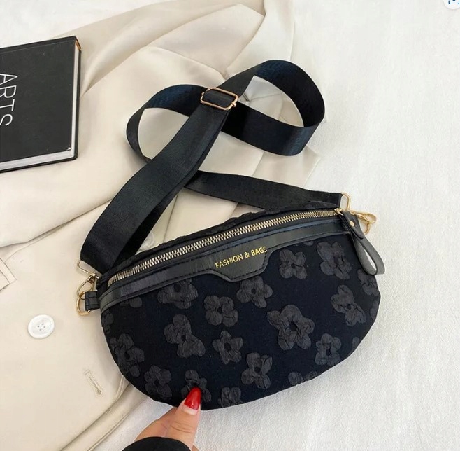 NERKA SASZETKA TOREBKA DAMSKA MIEJSKA POJEMNA NA RAMIĘ