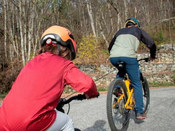 Rozwijany hol rowerowy TRAX PRO