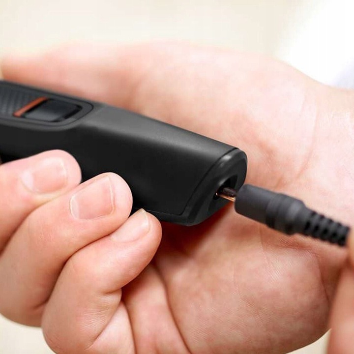 MASZYNKA TRYMER PHILIPS DO WŁOSÓW ZAROSTU BRODY GOLARKA BEZPRZEWODOWA