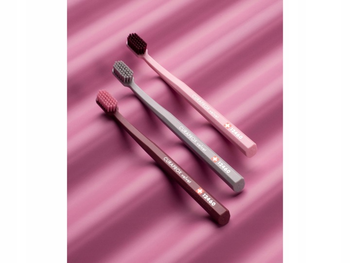 Szczoteczka do zębów bardzo miękka Curaprox CS 12460 Velvet