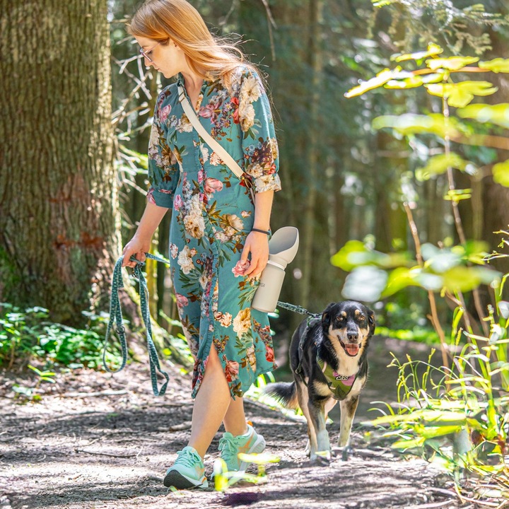 Butelka na Wodę dla Psa Bidon z Miską Poidło Turystyczne Składane