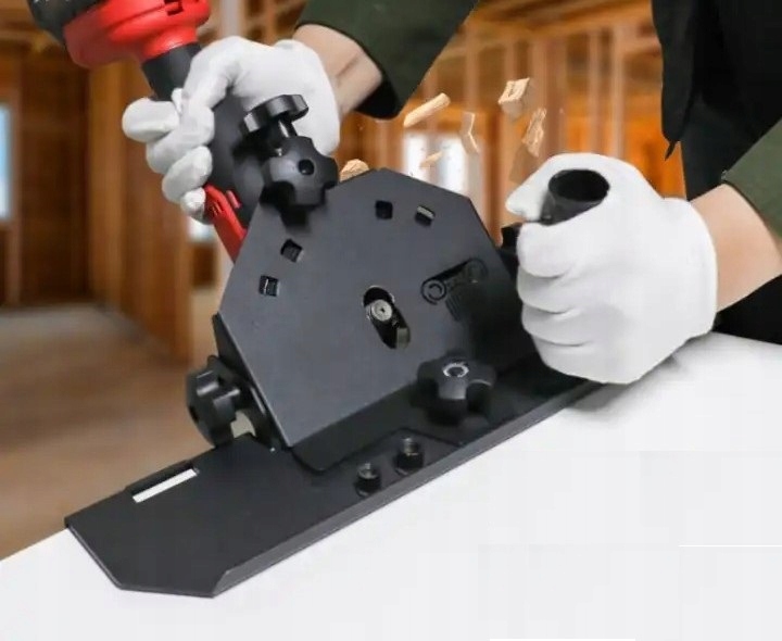 PRZYSTAWKA DO SZLIFOWANIA CIĘCIA PŁYTEK GRESU POD KĄTEM 45° SLIDER