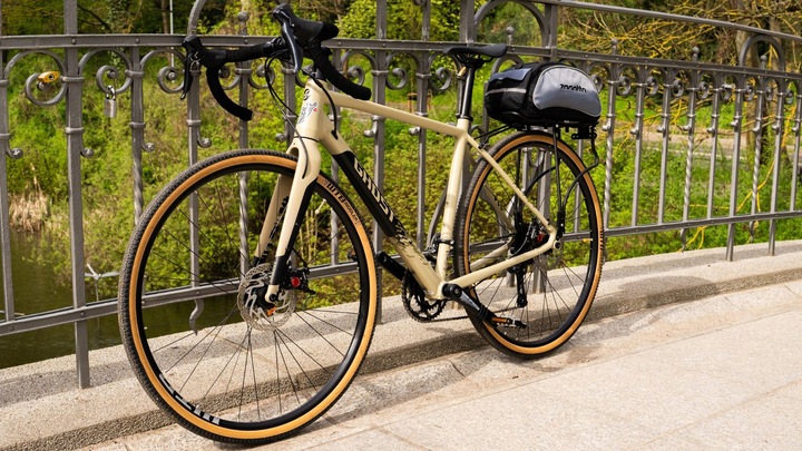 Torba rowerowa sakwa na bagażnik kufer pojemna torba na rower ZAGATTO