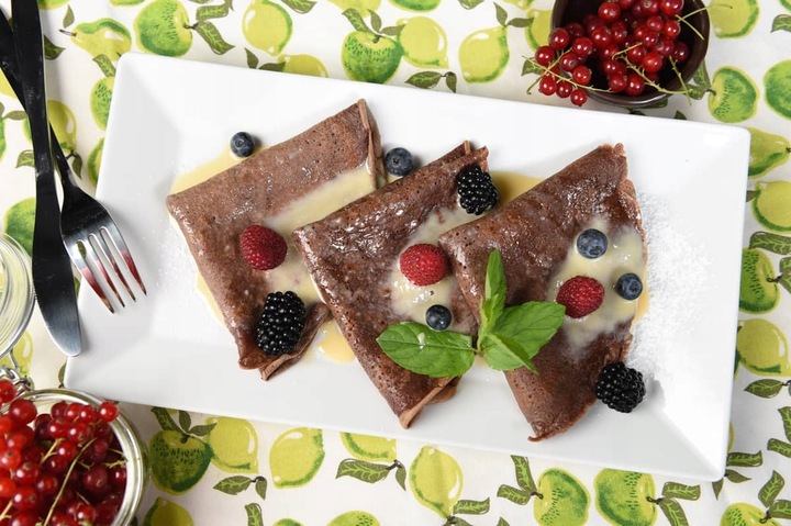 Sos czekoladowy białaCzekolada Dijo1kg POLEWA NA GOFRY,LODY,DESERY 14.03.26