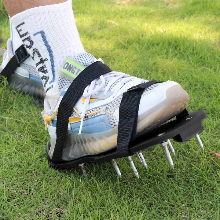 AERATOR WERTKULATOR NA BUTY DO NAPOWIETRZANIA TRAWNIKÓW DUŻE KOLCE