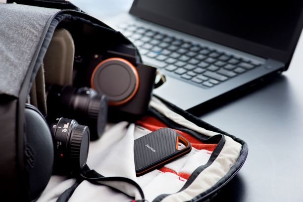 DYSK SSD PORTABLE SANDISK EXTREME PRO 4TB E81 2000MB/s