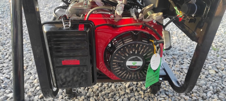 Agregat prądotwórczy generator prądnica 5500W /13KM (9,56kW) / AVR /