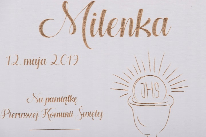 PUDEŁKO białe KOMUNIA prezent GRAWER pamiątka IMIĘ