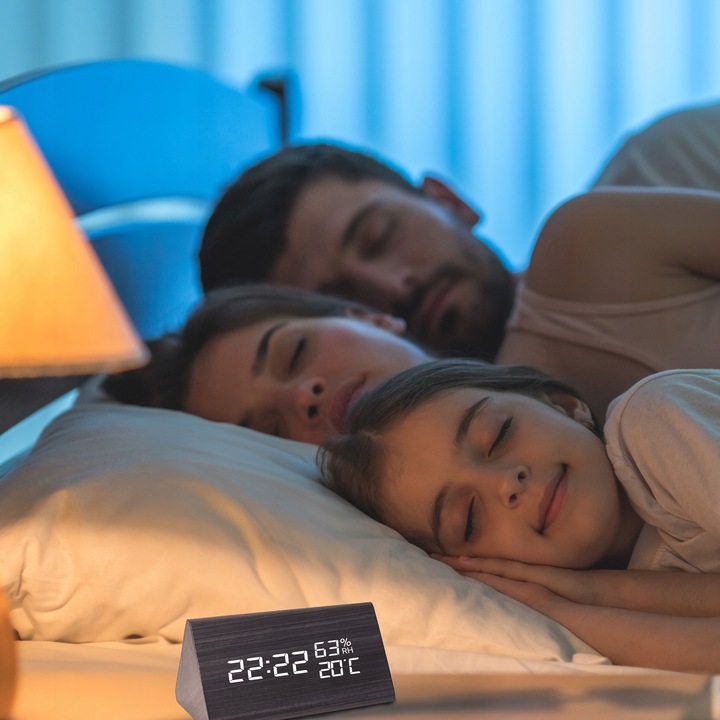 BUDZIK ZEGAR ELEKTRONICZNY TERMOMETR ALARM CYFROWY ZEGAREK STOJĄCY