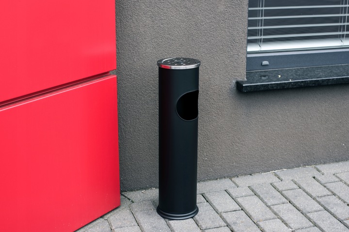 POPIELNICA POPIELNICZKA ZEWNĘTRZNA STOJĄCA KOSZ NA ŚMIECI ŚMIETNIK METALOWY