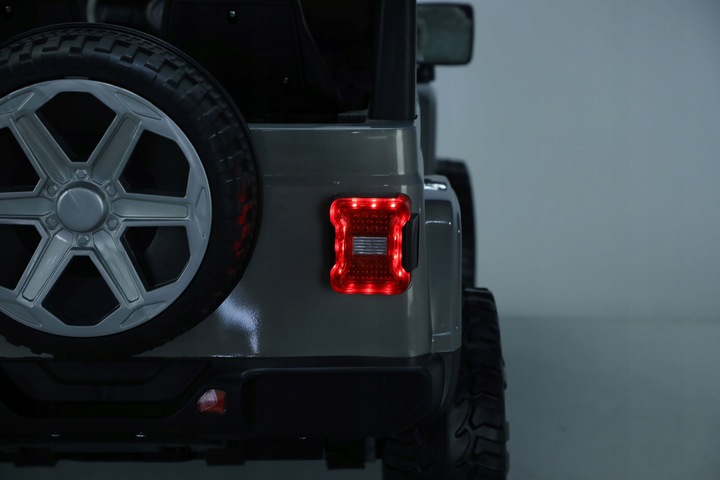 Pojazd auto elektryczne dla dziecka speed SUPERCAR FT-938 4X4 12V 7Ah