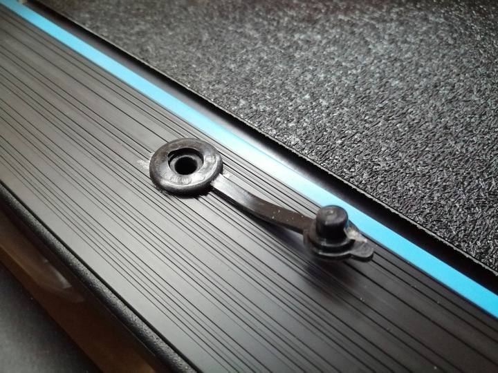 BIEŻNIA ELEKTRYCZNA G-RUNNER 400 MASAŻER DOMOWA WZNIOS AUX SKŁADANA