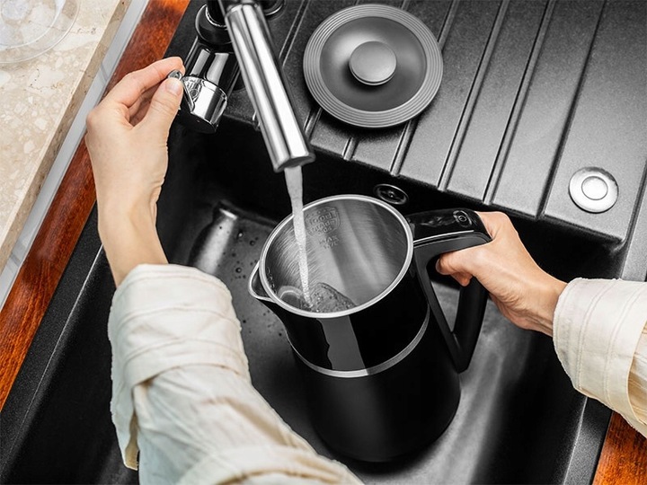 CZAJNIK ELEKTRYCZNY BEZPRZEWODOWY 1,7l 2200W REGULACJA TEMPERATURY