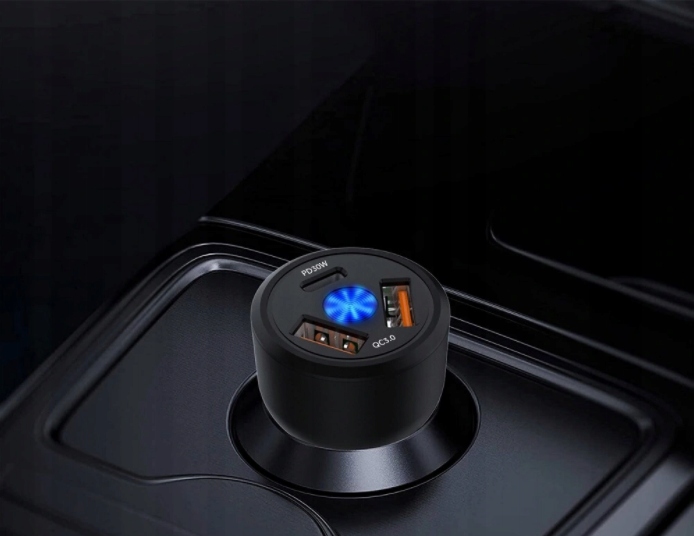 Feegar Szybka ŁADOWARKA SAMOCHODOWA USB x3 USB-C TYP-C PD QC 3.0 66W 9A