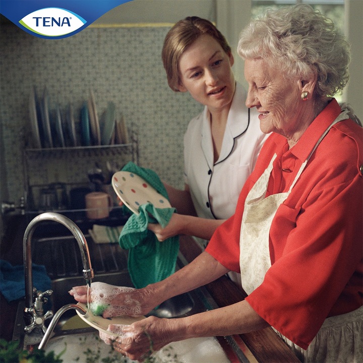 Majtki chłonne TENA Pants Normal L pieluchomajtki pieluchy dla