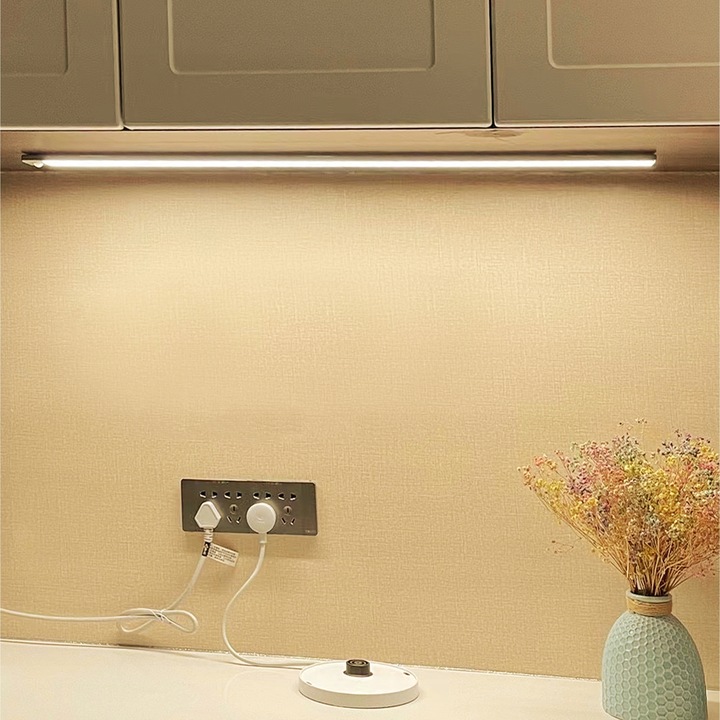 Lampa Listwa Oświetleniowa podszafkowa LED CZUJNIK RUCH MAGNES 50cm