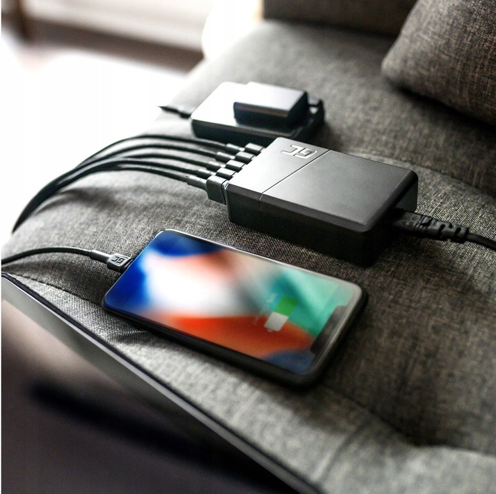 ŁADOWARKA SIECIOWA SZYBKA GC 52W 5x USB+ KABEL GC USB-A/LIGHTNING DO IPHONE