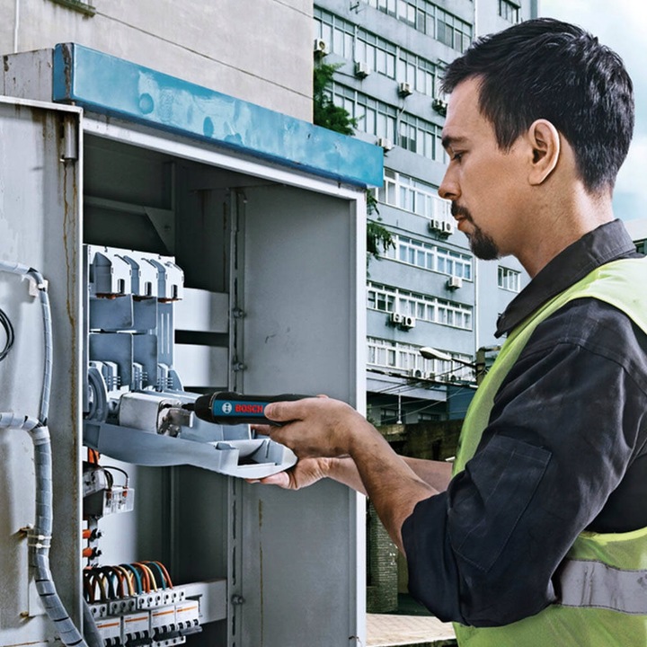 WKRĘTAK AKUMULATOROWY INTELIGENTNY ŚRUBOKRĘT ELEKTRYCZNY GO 2 KIT BOSCH