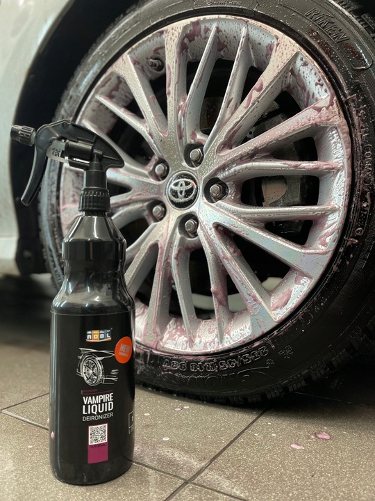 ADBL Vampire Liquid 1L Krwawiąca Felga Deironizer Do Mycia Czyszczenia Felg