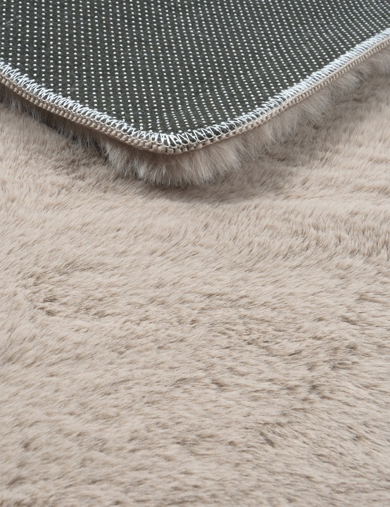 DYWAN PLUSZOWY MIĘCIUTKI RABBIT SHAGGY PLUSZ WŁOCHACZ FUTRO KRÓLIKA