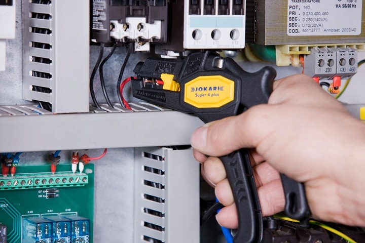 Automatyczny Ściągacz do Izolacji JOKARI 20050 Super 4 Puls Ściągaczki