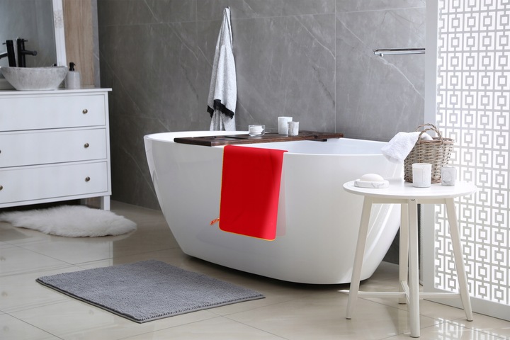 RĘCZNIK Z MIKROFIBRY 80x150 cm czerwony NEW