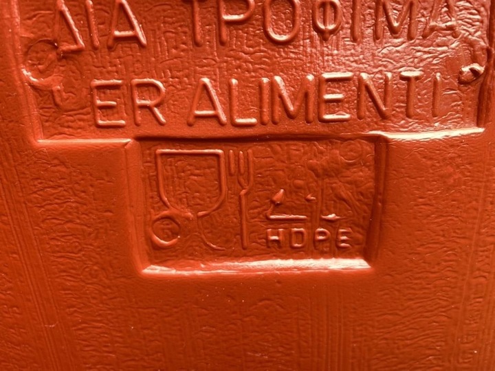 BECZKA ZBIORNIK NA DESZCZÓWKĘ NA WODĘ 220L + KRAN