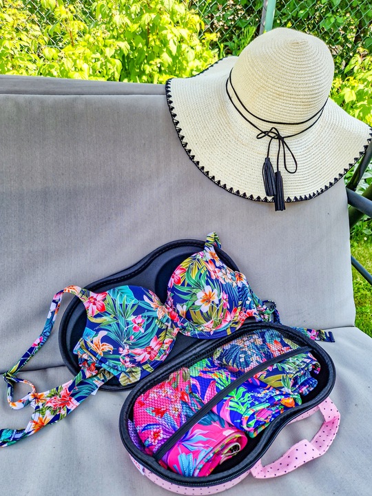 Stylowe etui na bieliznę biustonosz podróż różowe Kontri E1001