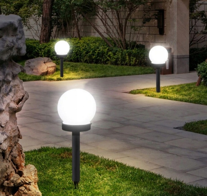 12x Lampa ogrodowa wbijana LED SOLARNA KULA BIAŁA 10 cm