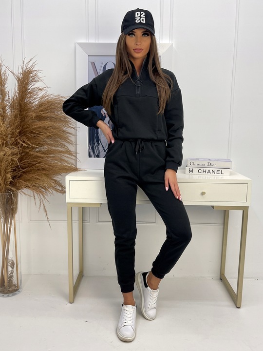 C70 r. S MODNY DAMSKI KOMPLET DRESOWY