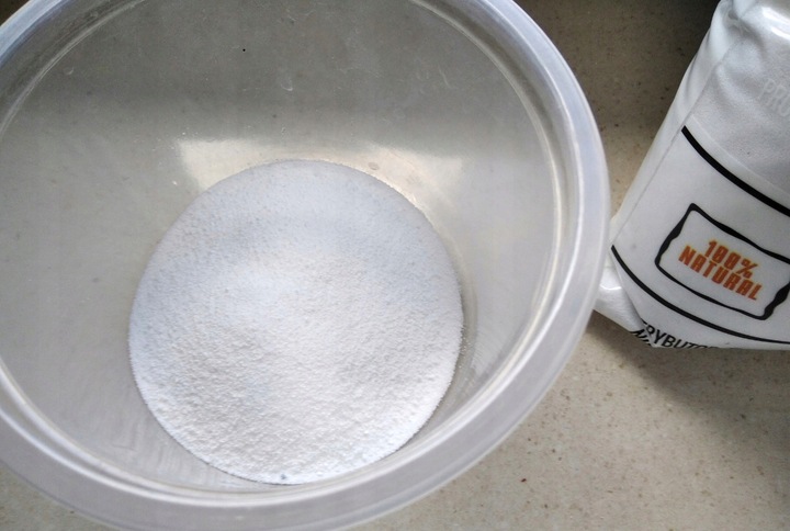 Biały, śnieżnobiały piasek do akwarium PREMIUM