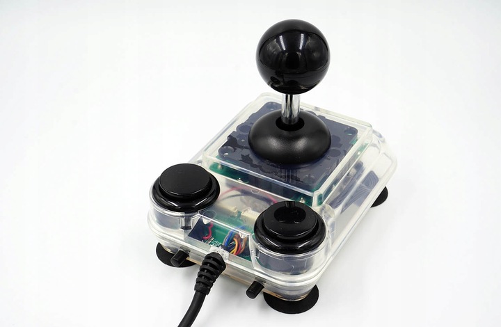 ArcadeR --- nowy joystick --- ZX SPECTRUM COMMODORE ATARI AMIGA