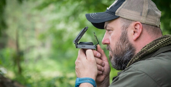 Busola kompas turystyczny wojskowy Helikon Ranger MK2 szary
